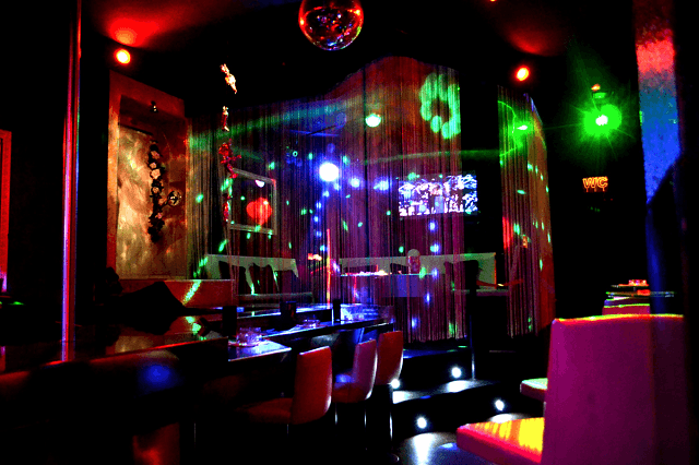strip clubs in berlin bonbon bar
