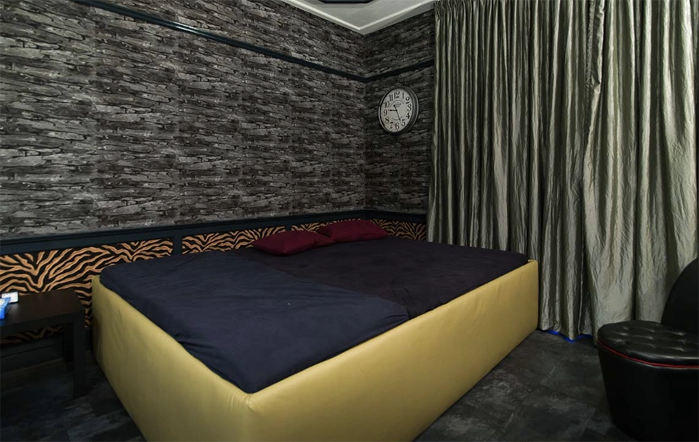 Comfortable room at Park 118