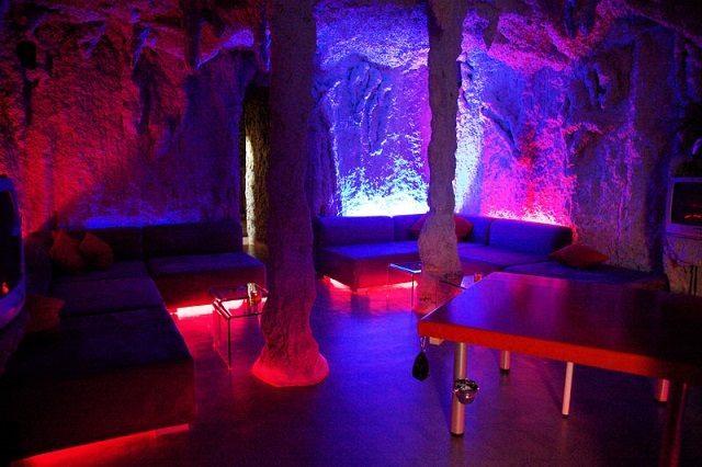 crystal cave swinging club basel