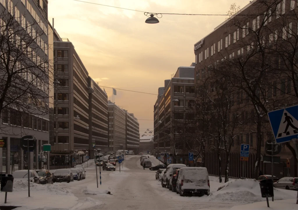 Malmskillnadsgatan by dusk