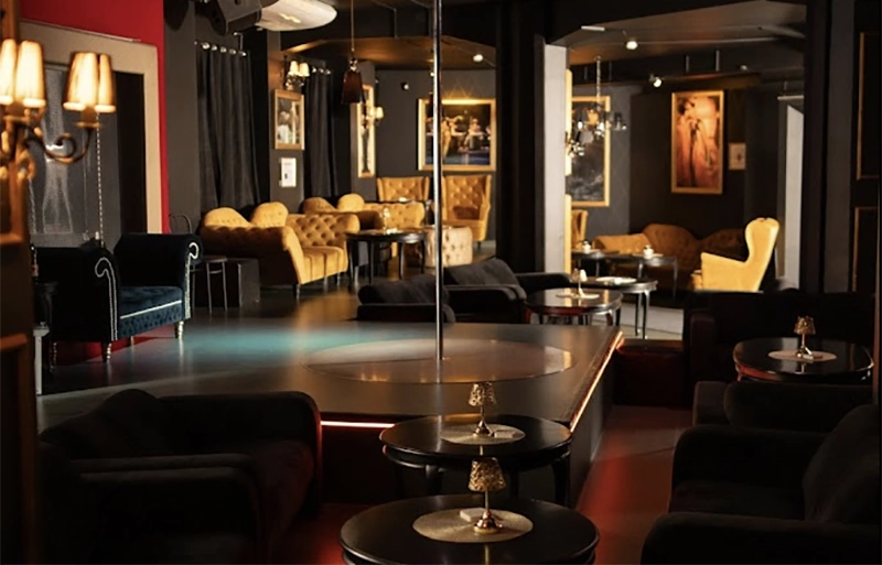 New Orleans strip club
